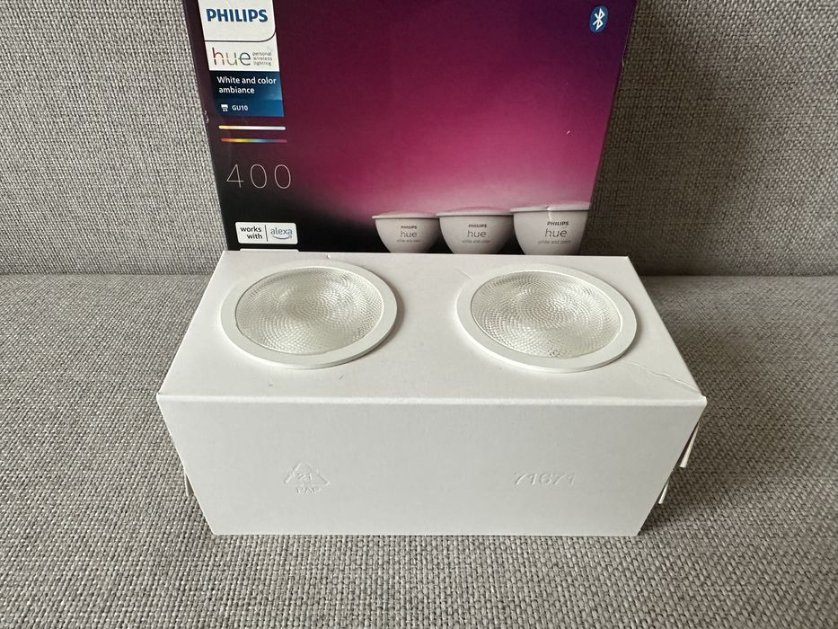 Philips hue 400 White and Color - dwie żarówki gu10