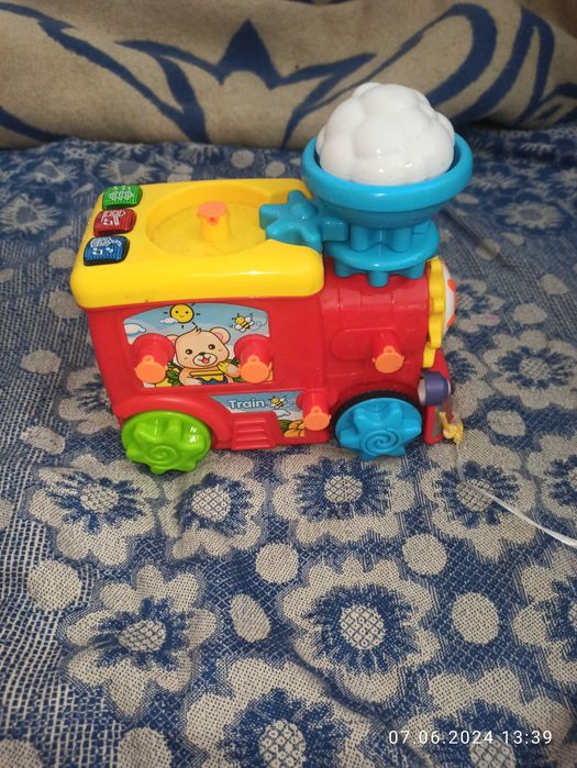 продам детские музыкально развивающие игрушки