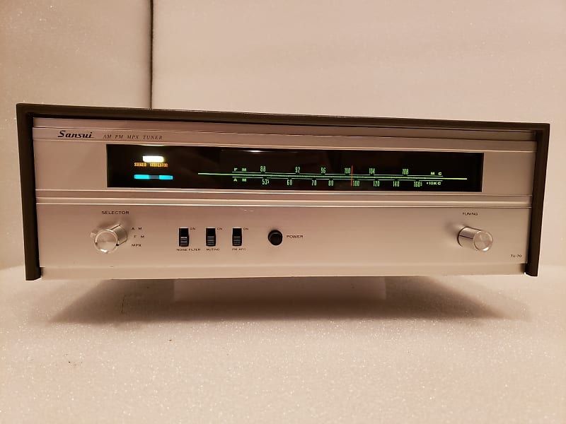 Klasyczny tuner lampowy Sansui TU 70