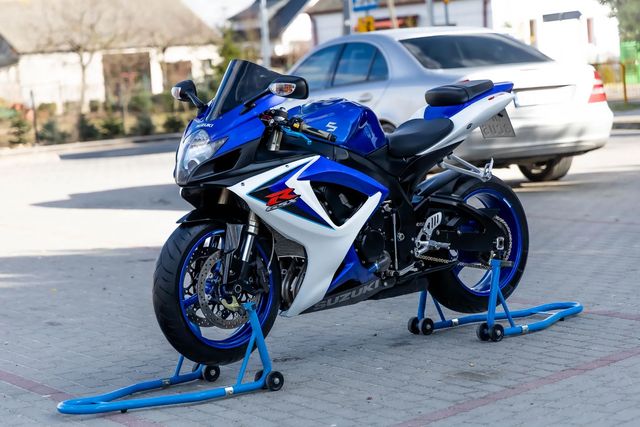 Suzuki GSX-R k6 600