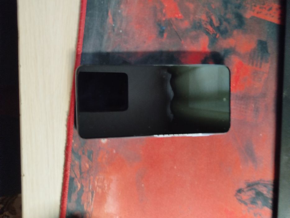 Продам Телефон Xiaomi Redmi 9 note pro