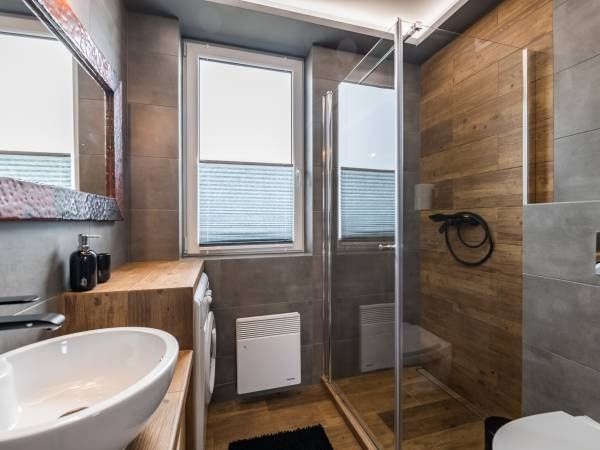 Domek, domki w górach z widokiem na Pieniny,Tatry i j. Czorsztyńskie