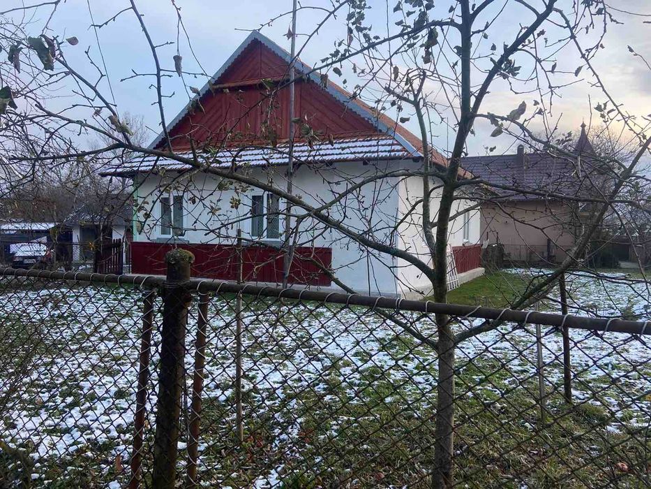 Продається будинок в селі Яблунів