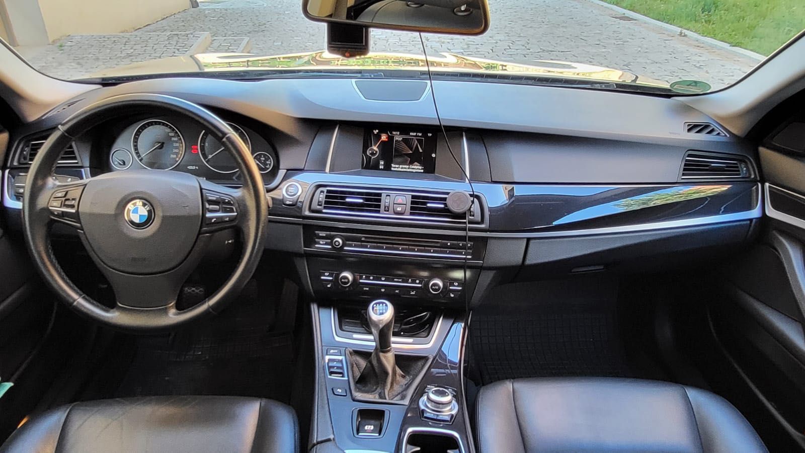 BMW / Seria 5 / 520d Touring / Skóra / Xenon / 190 KM