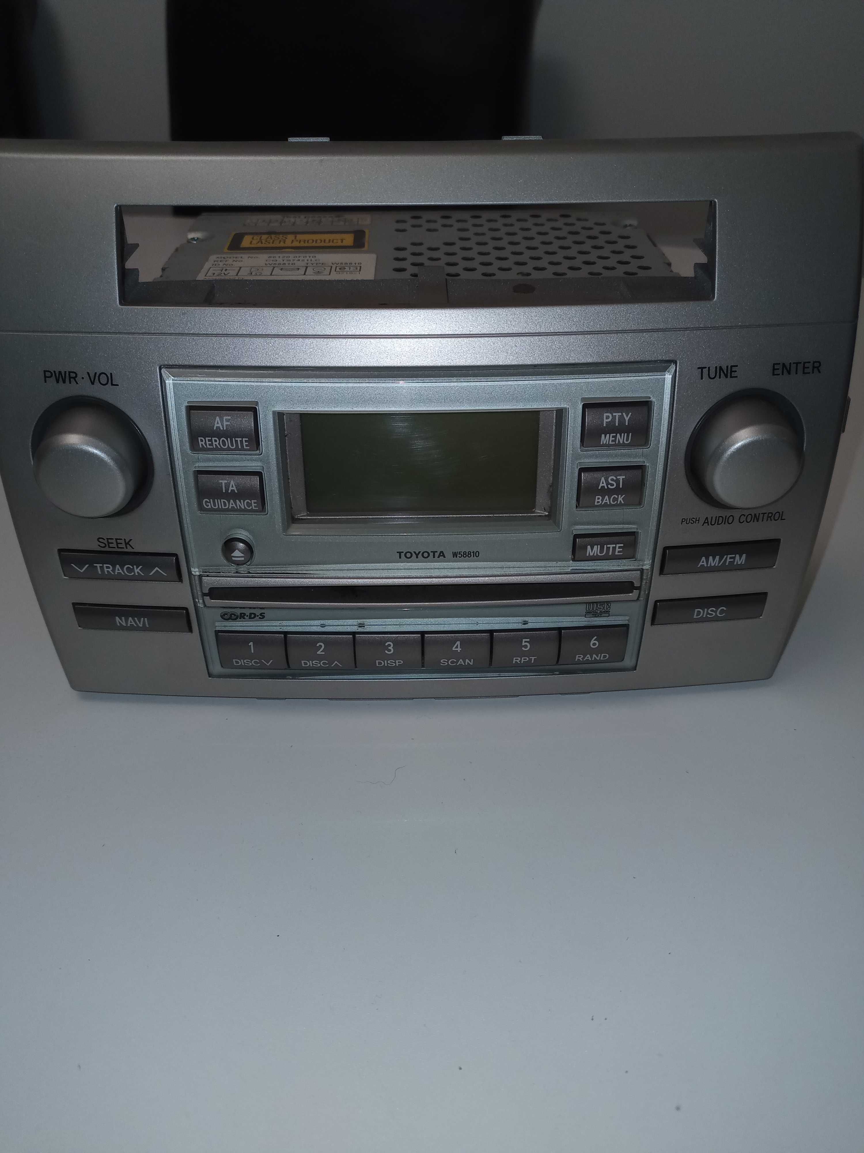 Radio Toyota Corolla Verso 2005 sprawne