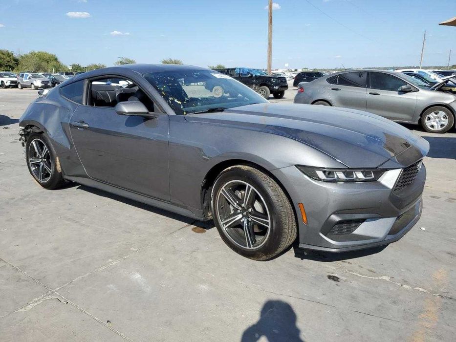 Ford Mustang 2024 кузов, запчастини