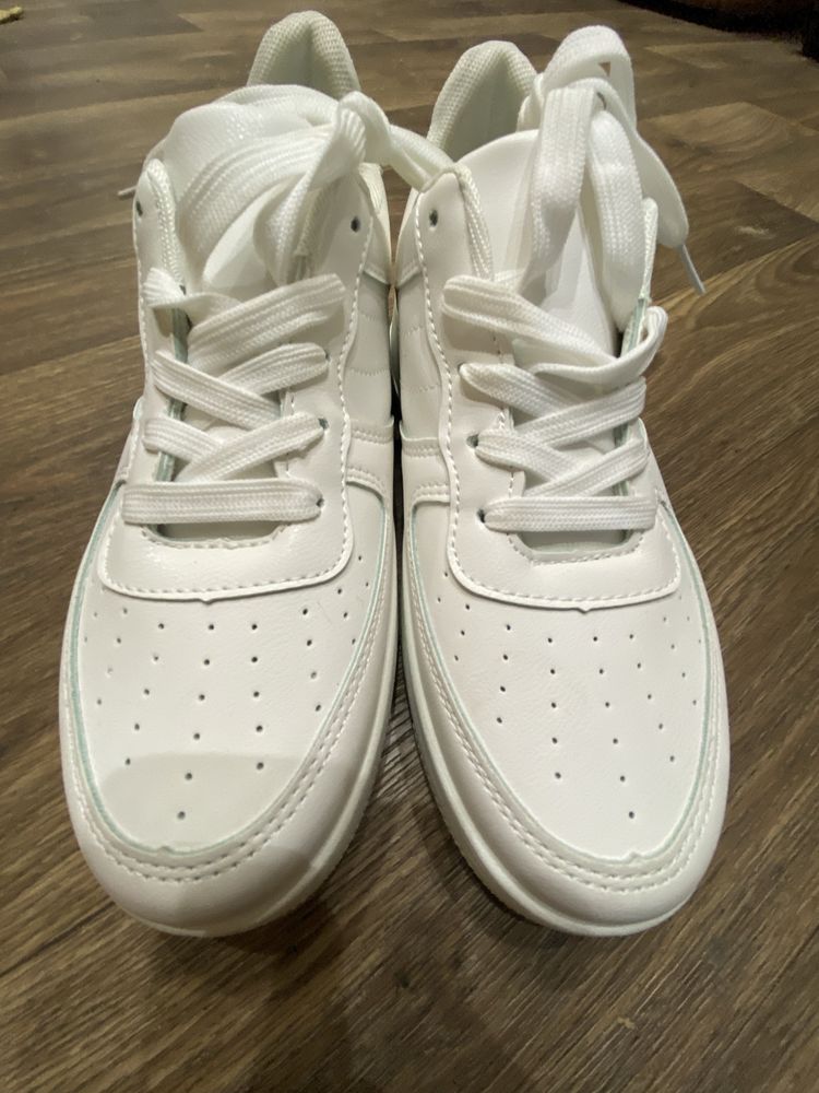 Кроссовки женские подрез под Nike Air Force