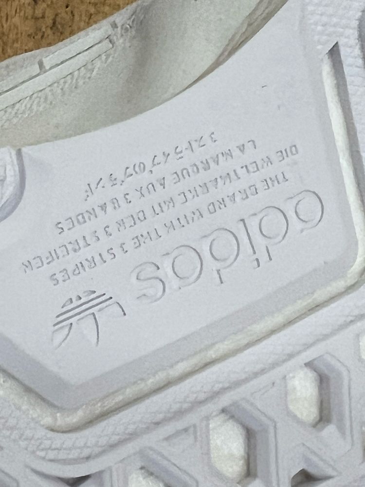 Ténis Adidas NMD_V3 T.39 - NOVO