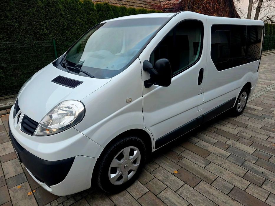 Renault Trafic 2.0Dci 9 Osób klima ładny Stan  ! ! !