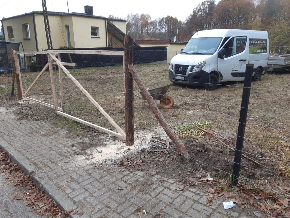 ogrodzenie z siatki lesnej plecionki , grodzenie dzialek tymczasowe