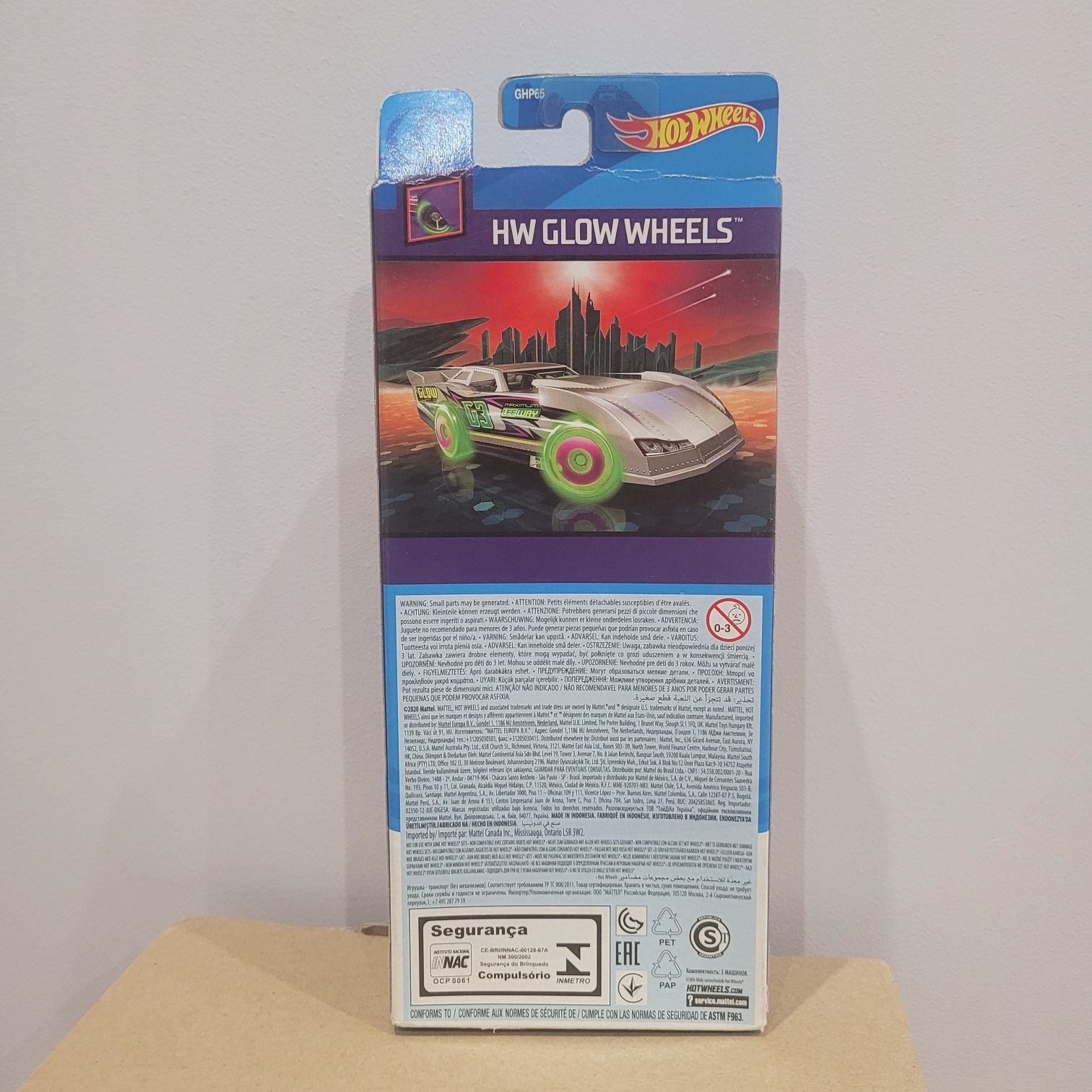 Hot Wheels hw glow wheels GHP65 świecące w ciemności