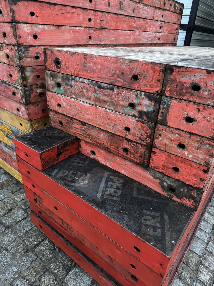 Szalunki scienne Peri Domino 100m2