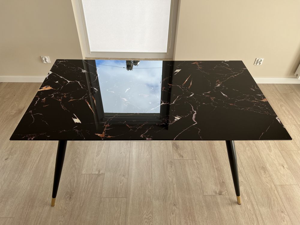 Szklany Stół z efektem marmuru 140x80 Podwójne Szkło hartowane