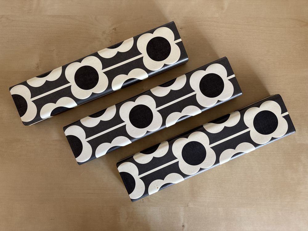 3 pudelka na zegarek Orla Kiely