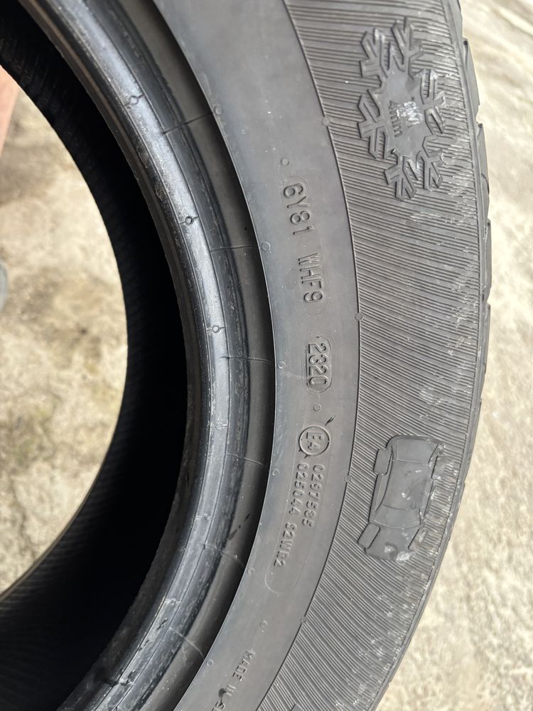 Шини комплект зимові 235/65/R 17