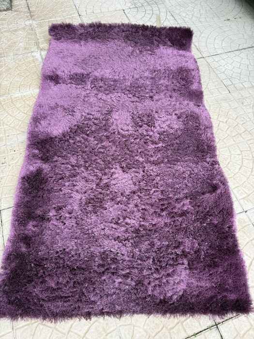 Conjunto de 2 Tapetes com medidas 145x80 em bom estado