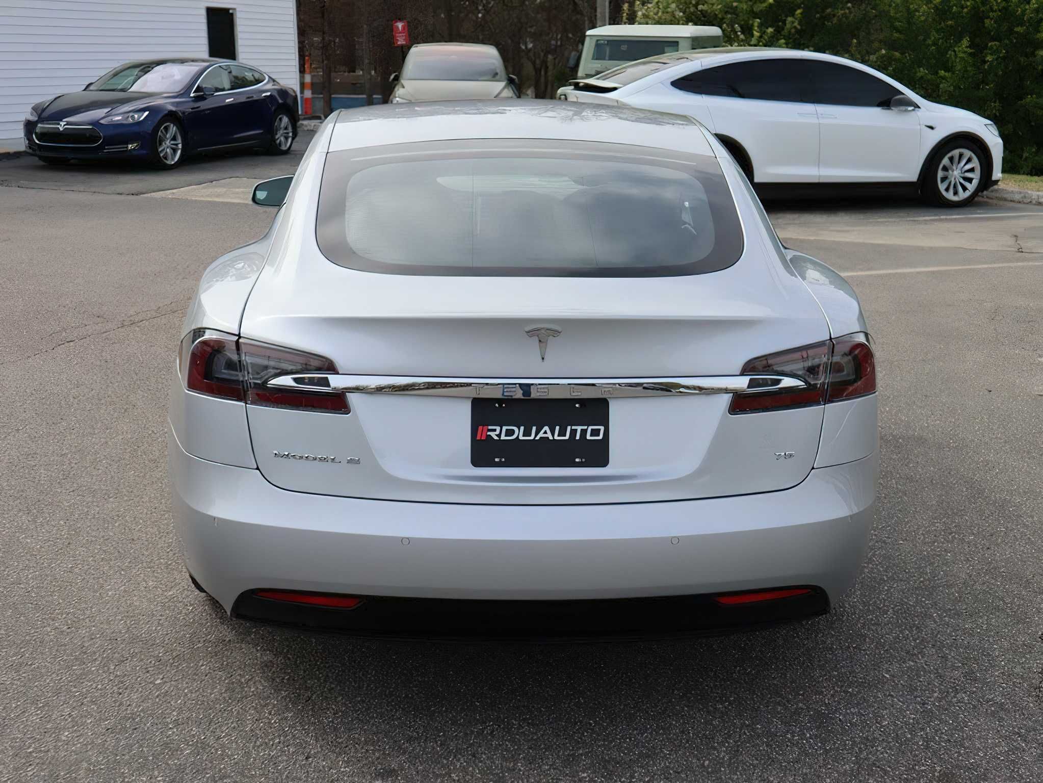 Tesla Model S 2017