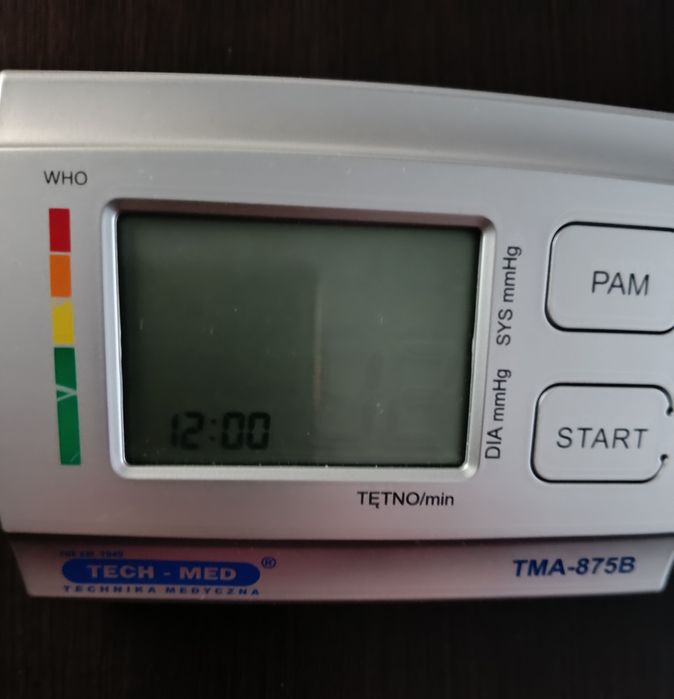 Automatyczny ciśnieniomierz naramienny marki Tech-Med TMA-875B