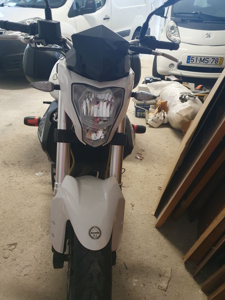 Mota Benelli bn302