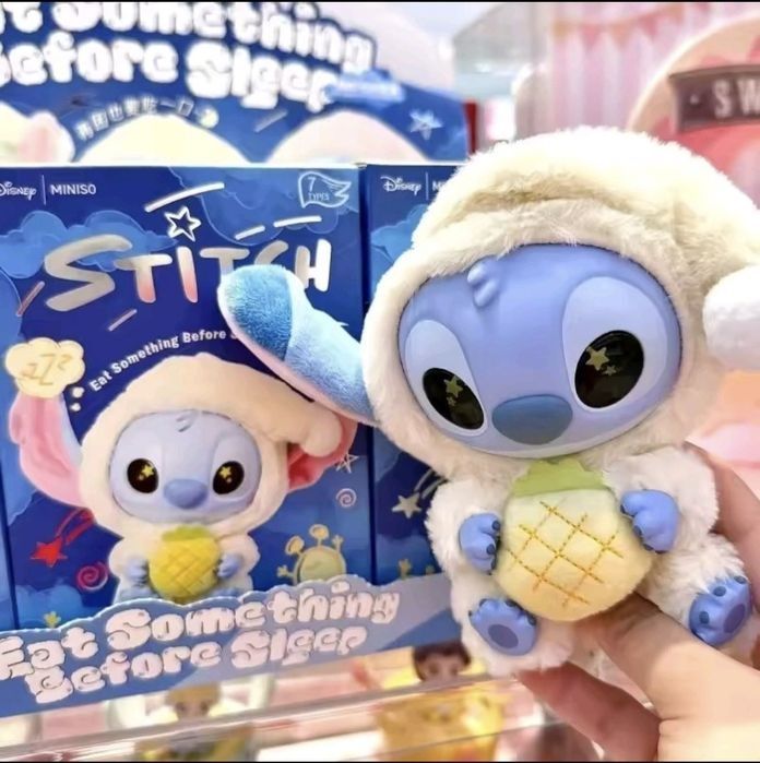 Іграшка Стіч Stitch брелок сюрприз в оригінальній коробці  з Польщі