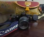 Máquina fotográfica Canon EOS 500
