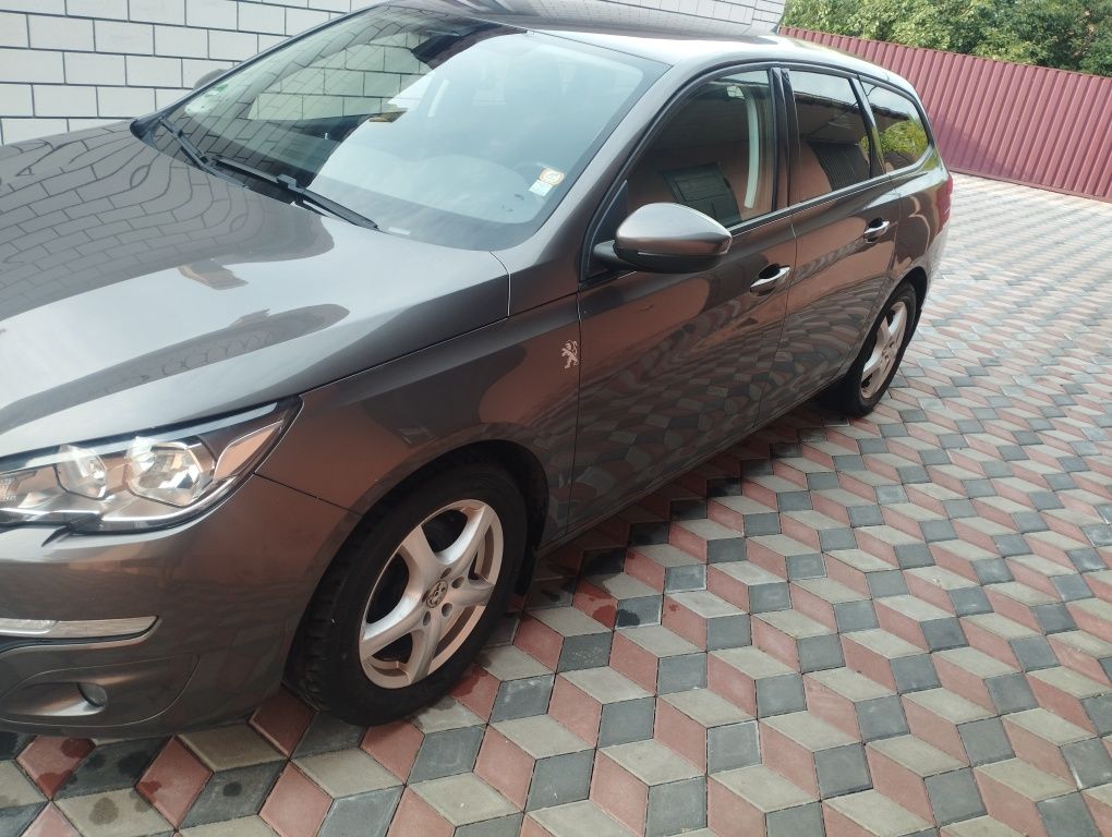 Пежо 308 2014 р 1.6d