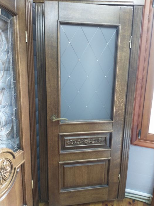 Акція, Двері дубові з масиву дуба,  сосни, виробник   вул Зелена, 51.