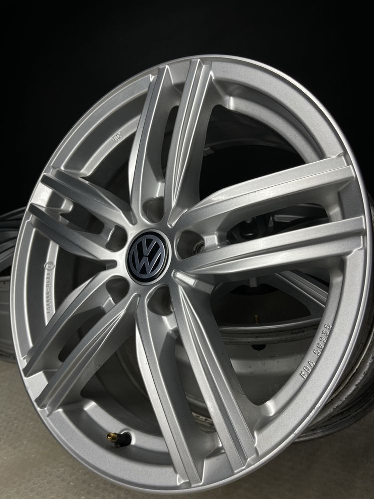Диски R17 5x112 Et40 7J. Volkswagen Passat B8 B7 B6 Tiguan Jetta Golf