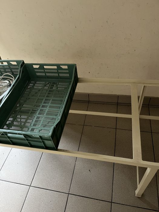 skrzynka na ziemniaki regal  do sklepu spożywczego