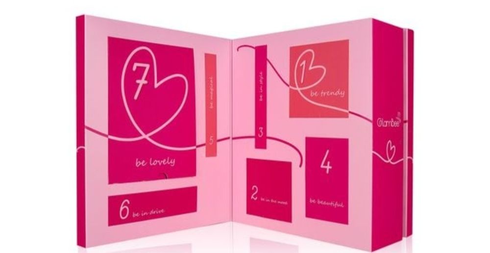 Адвент календар косметика Глембі Glambee чорна п'ятниця подарунок на М