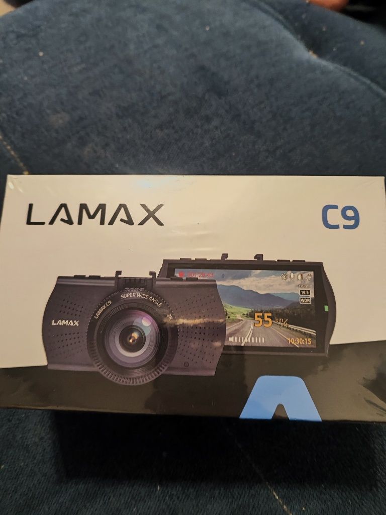 wideorejestrator kamera samochodowa lamax C9 nowa folia ! Radary gps