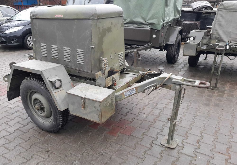 Agregat prądotwórczy wojskowy PAB 4 4kw 230V na przyczepie