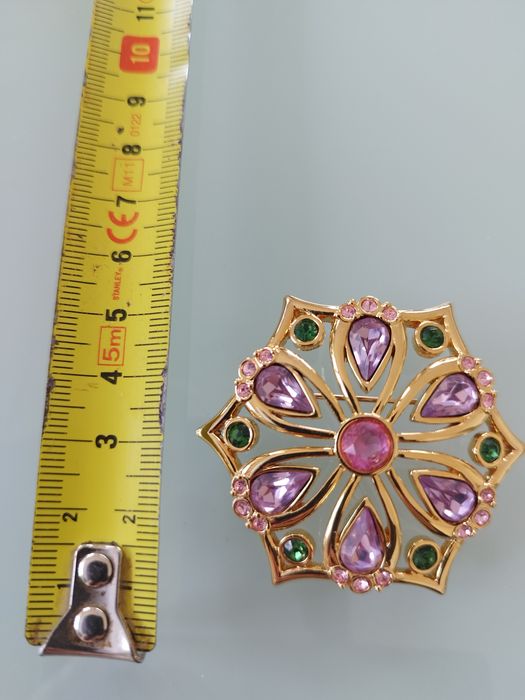 lindo broche vintage Swarovski