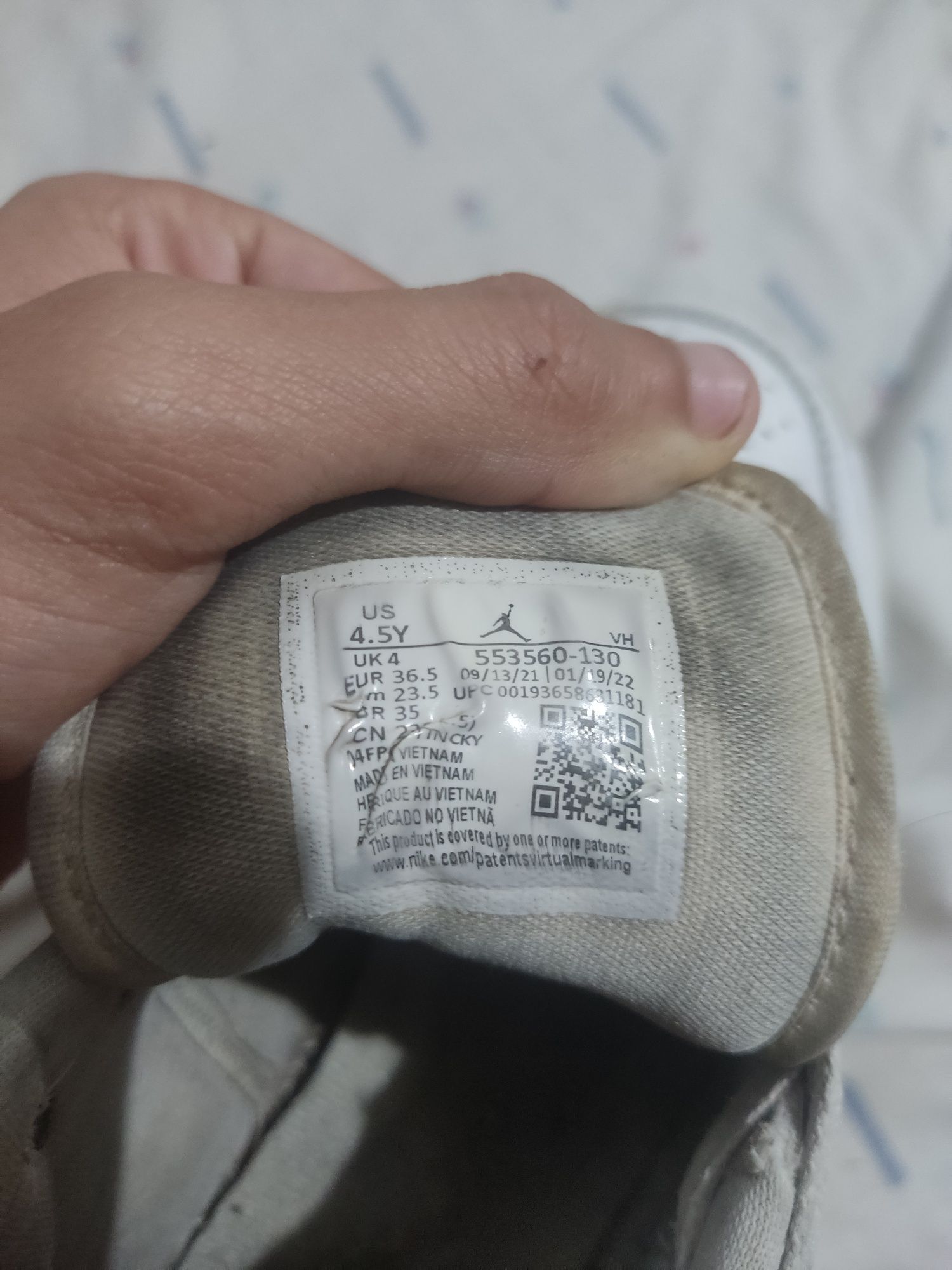 Tênis Jordan 1 low