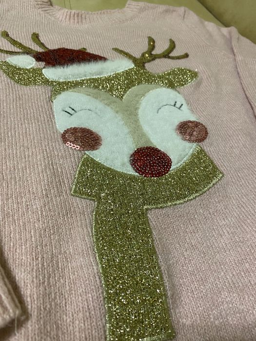 Святковий      светр