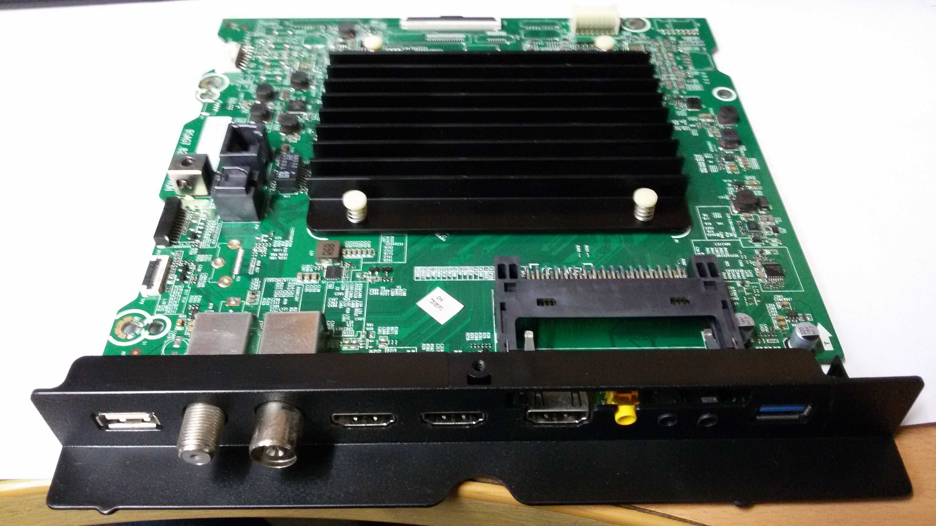 rsag7.820.11184/roh hisense 65a62g