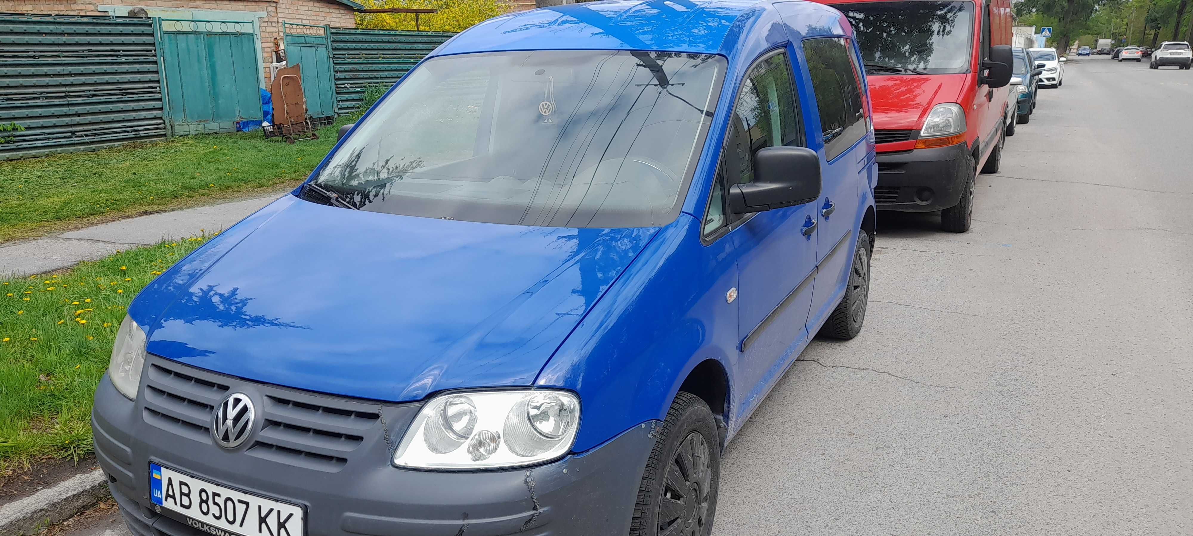 Volkswagen caddy 2008 год