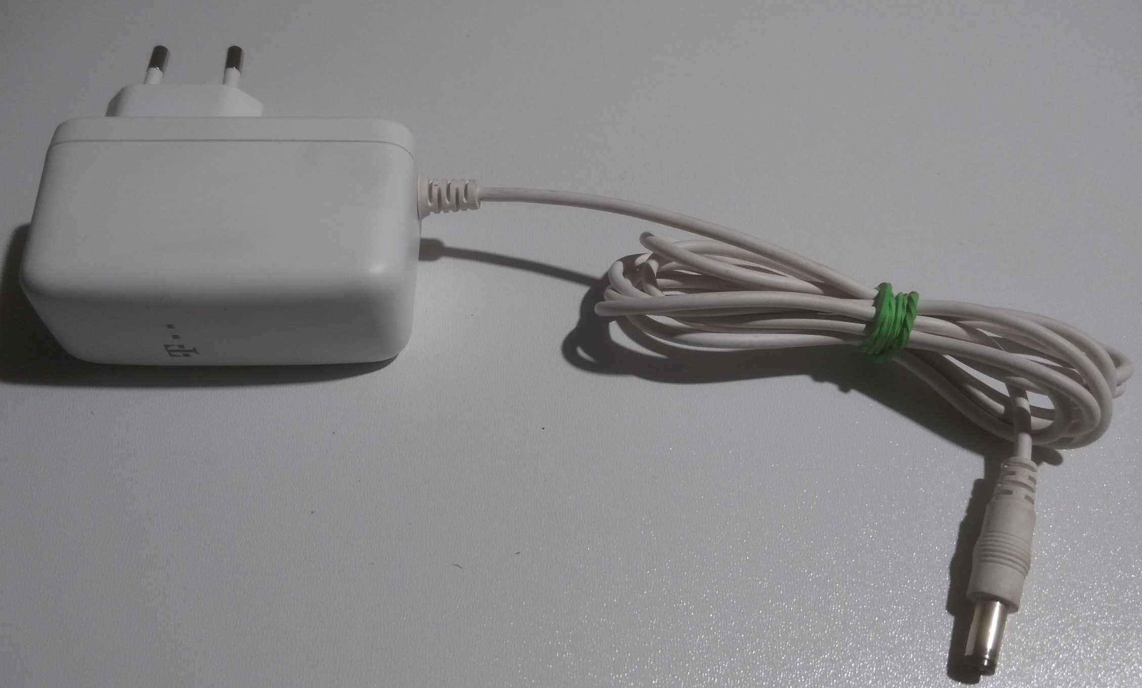 Блок живлення/зарядка 12V 1A Deutsche Telecom 5.5x2.5 мм
