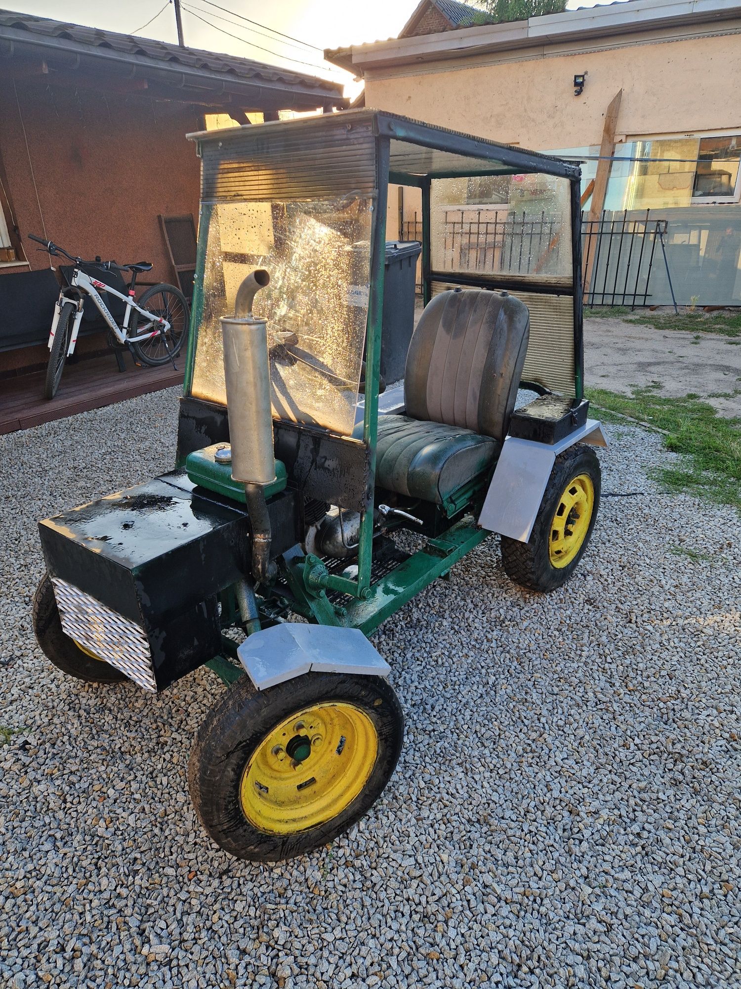 Traktorek sam na silniku Wsk 125