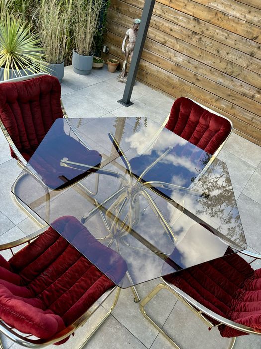 Gastone Rinaldi stół z 4 krzesłami złoty zestaw do jadalni Włochy 1970