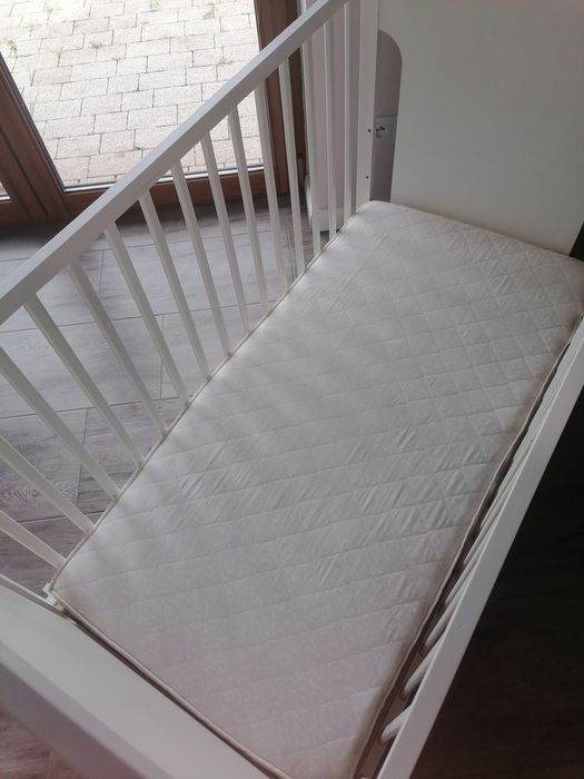 Łóżeczko dziecięce 120x60 z szufladą