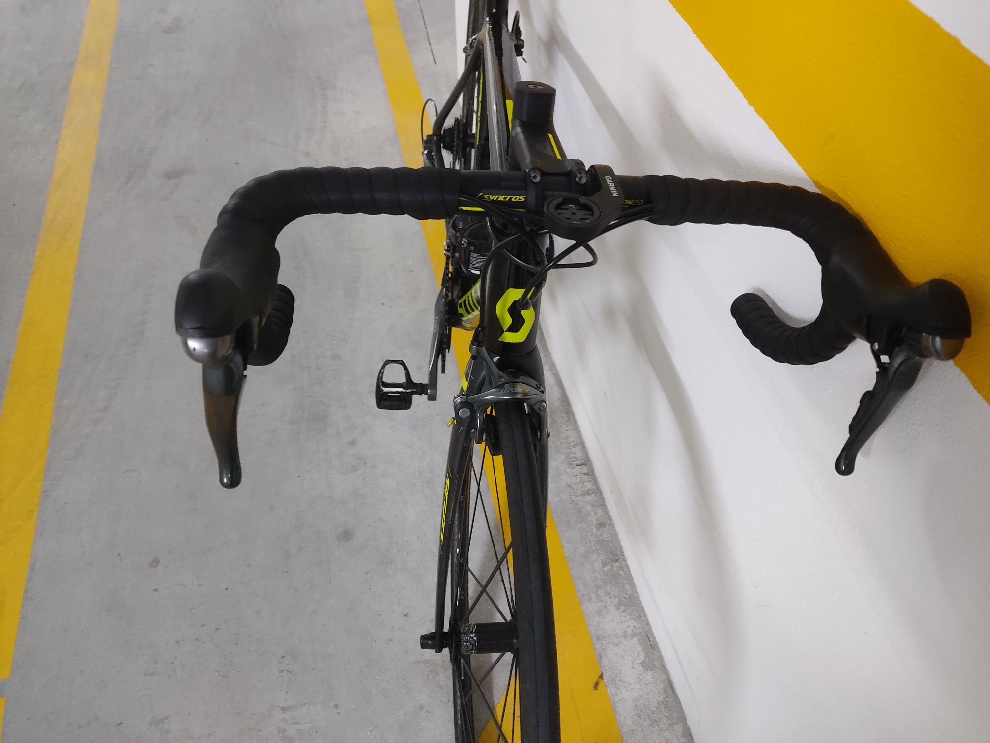 Scott Addict 30 - Carbono
