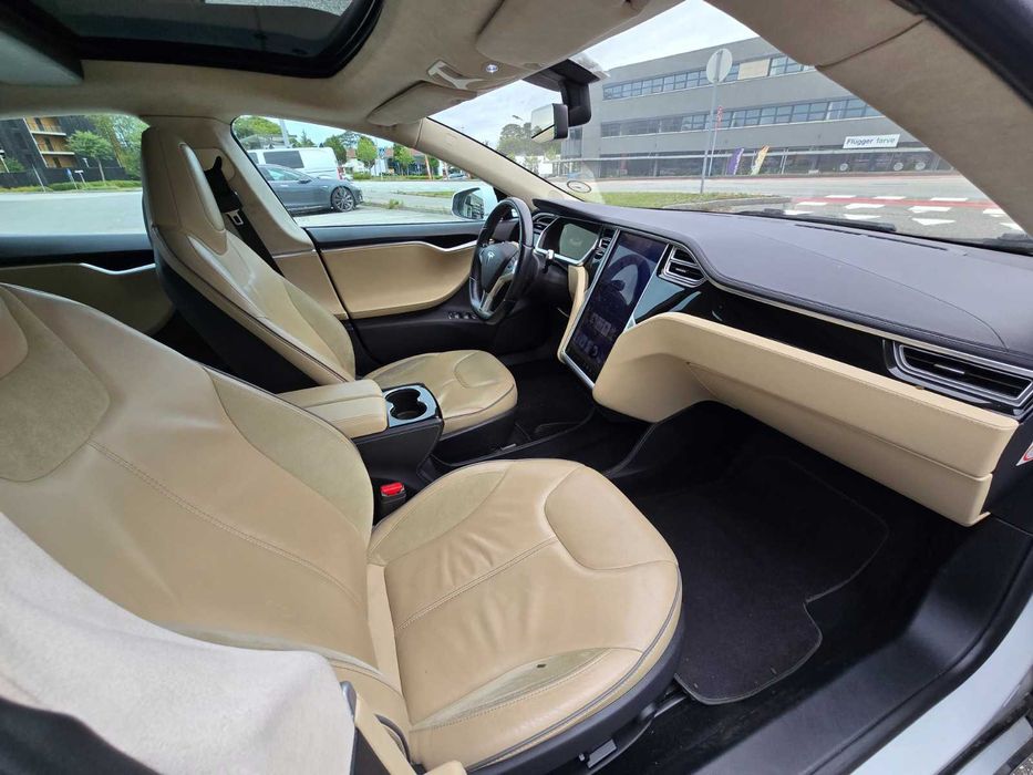 Tesla Model S 2014 P85+ 85кВт