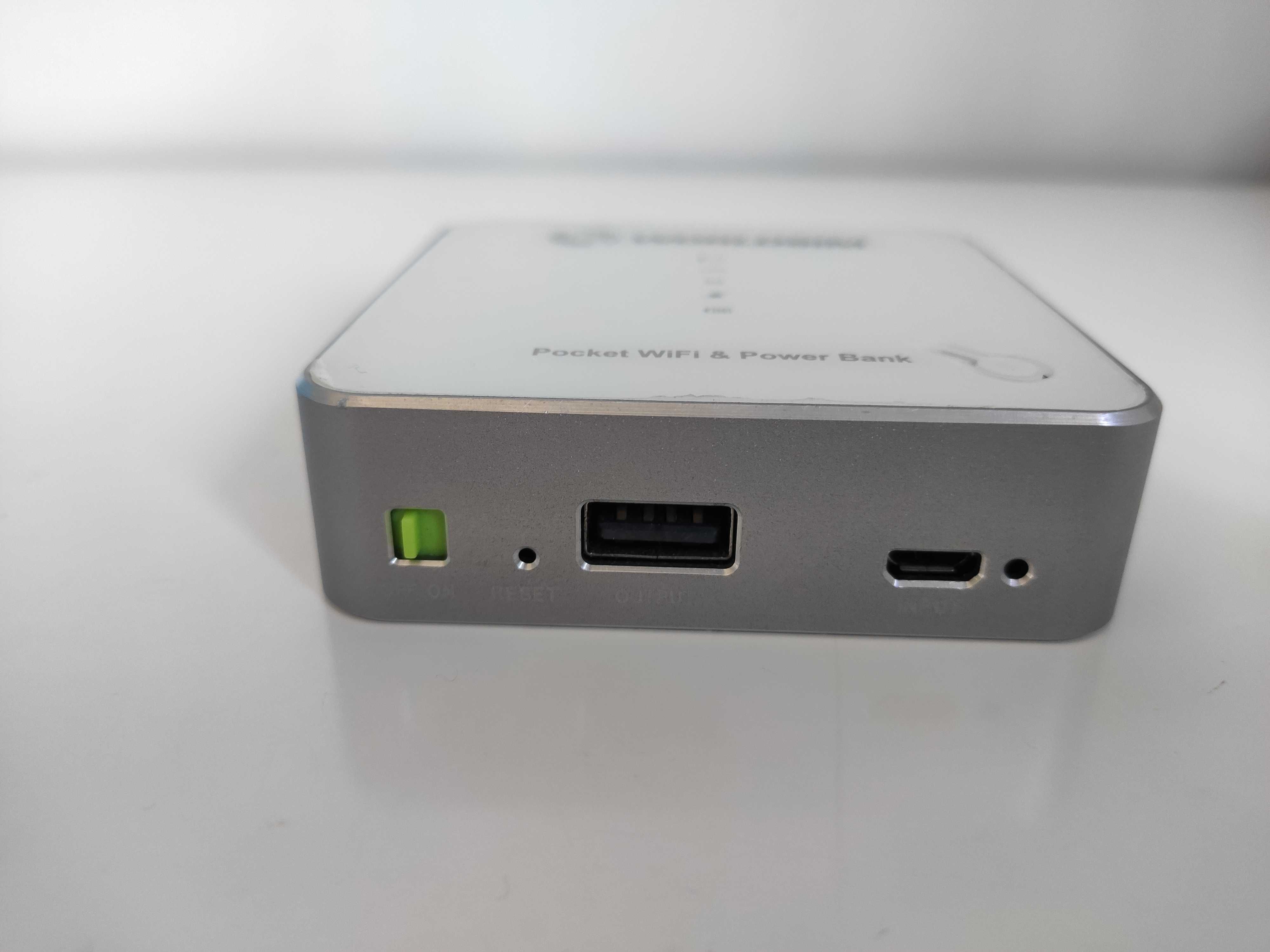 Hotspot Router WorldSIM Tri-Fi Power Bank | WiFi Router | Desbloqueado