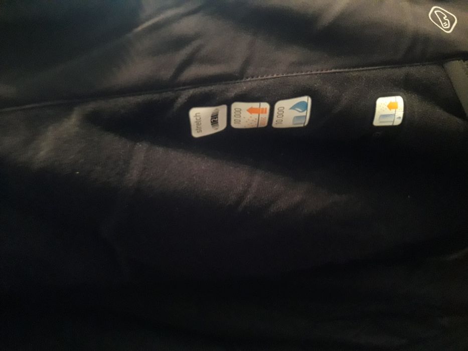 Зимняя мужская курточка фирмы Volkl