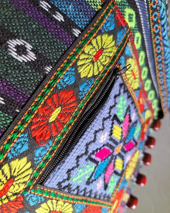 Mala multicolor franjas