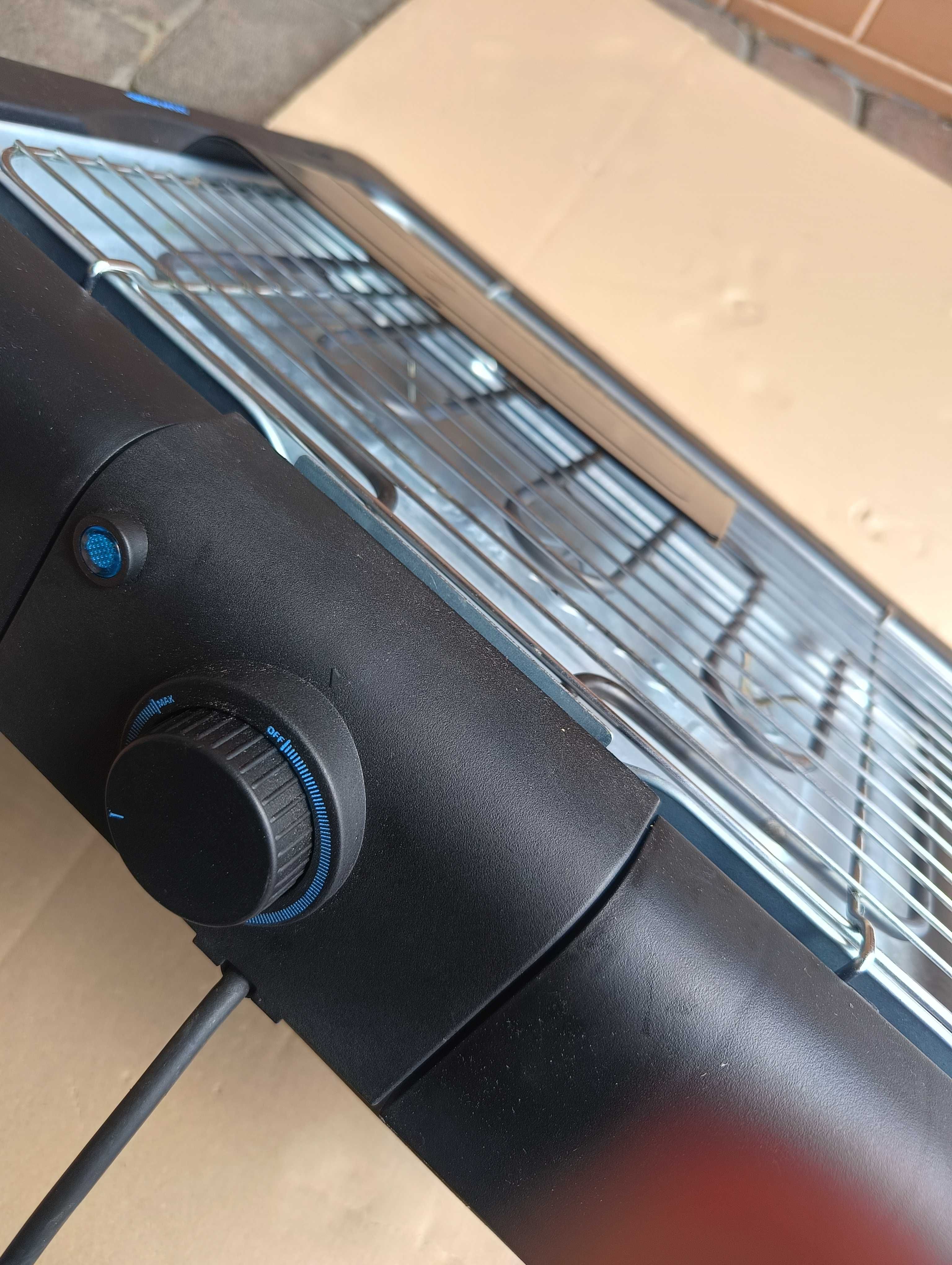 Grill elektryczny PerfectSteak 4250 Stand 2400W ze stali nierdzewnej
