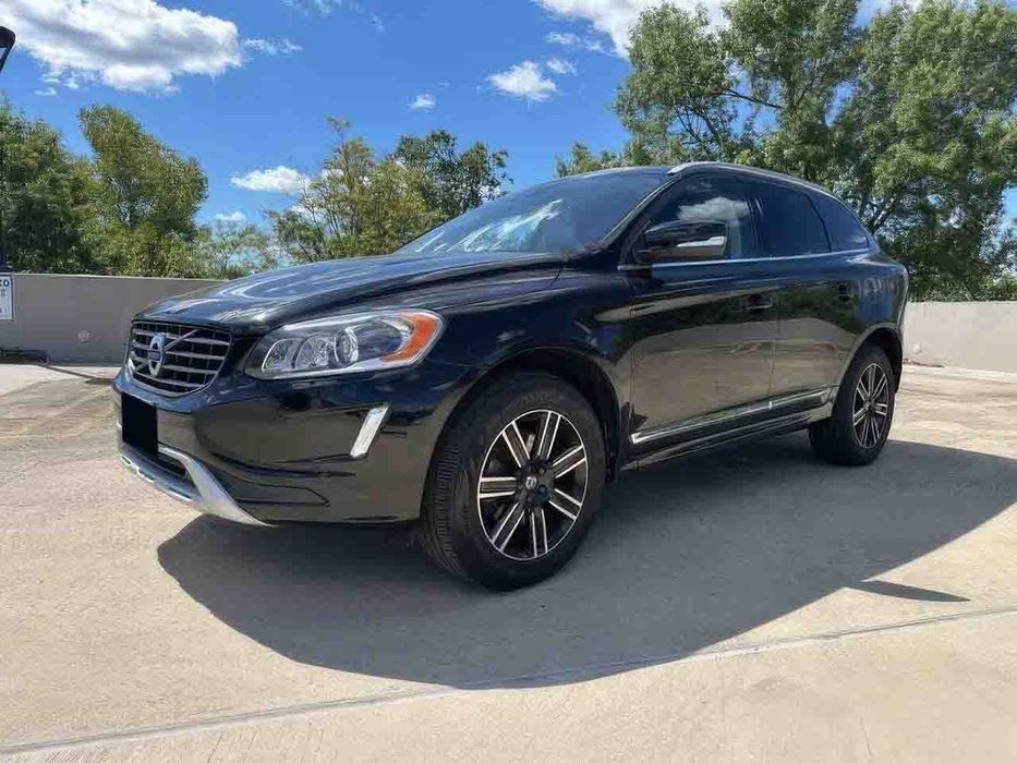 Volvo XC60 T5 Dynamic      2017