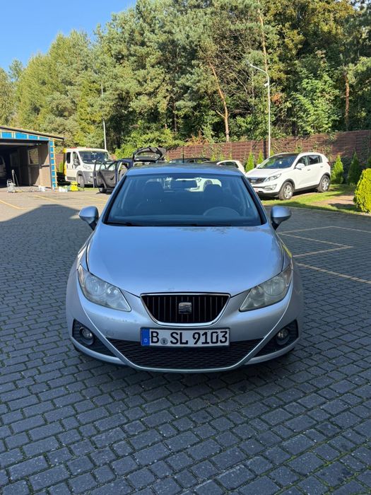 Seat ibiza 2011   po pelnym serwisie 2 komplety kół