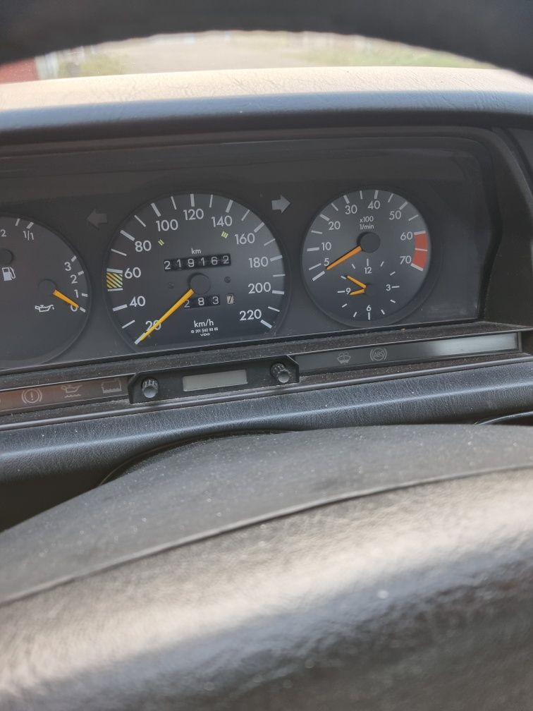 Sprzedam  zamienie Mercedes-Benz w201/190e/